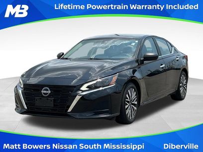 Used 2025 Nissan Altima 2.5 SV