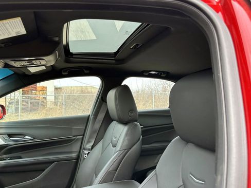 Used 2021 Cadillac CT4 Premium Luxury image 18