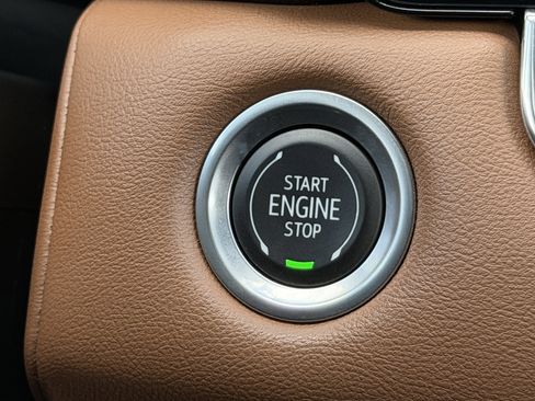 Used 2023 GMC Canyon AT4 w/ AT4 Premium Package image 19