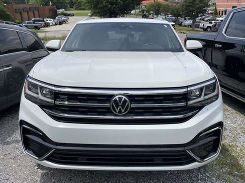 Used 2020 Volkswagen Atlas Cross Sport SEL R-Line FWD image 2