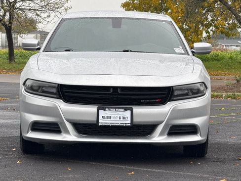 Used 2021 Dodge Charger SXT w/ Leather Interior Group image 6