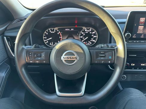 Used 2021 Nissan Rogue SV image 26