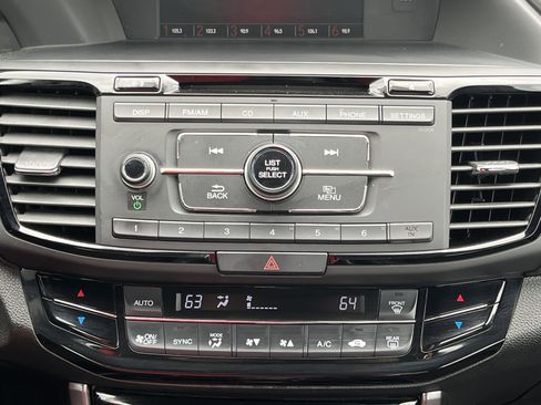 Used 2016 Honda Accord Sport image 6