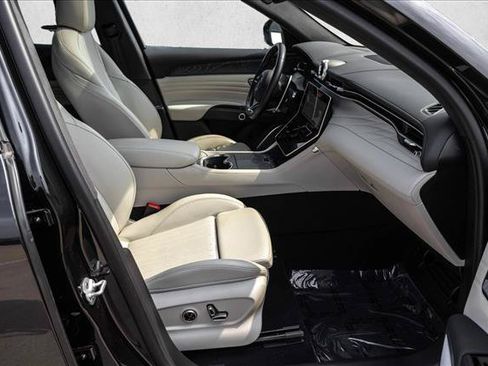 Used 2023 Maserati Grecale Modena AWD/4WD image 26