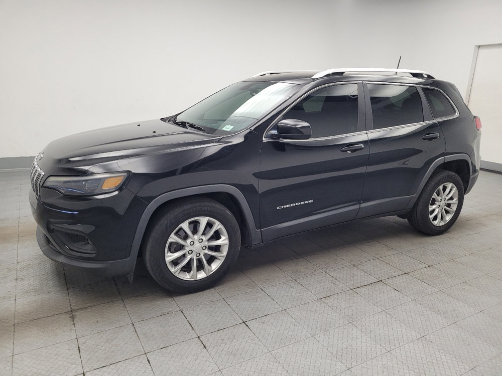 Used 2019 Jeep Cherokee Latitude w/ Popular Appearance Group FWD image 2