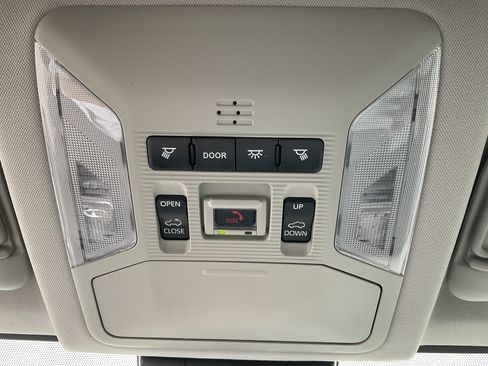 Used 2020 Toyota RAV4 XLE w/ Convenience Package AWD/4WD image 33