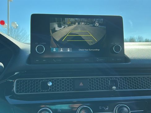 Used 2023 Honda Civic Sport image 19