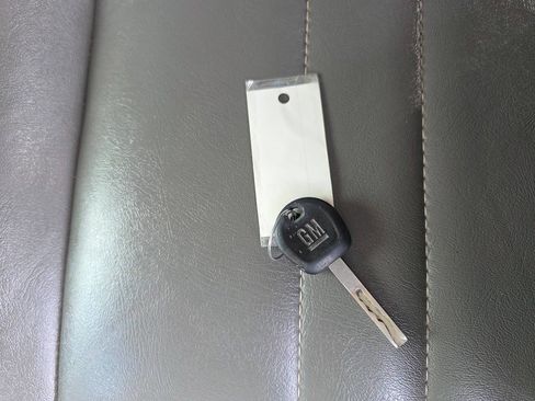 Used 2019 Chevrolet Express 2500 Extended image 20