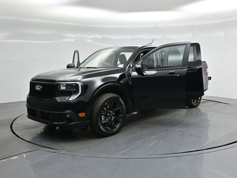 New 2025 Ford Maverick Lobo image 30