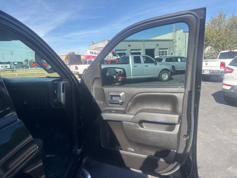 Used 2019 Chevrolet Silverado 1500 LT w/ Texas Edition image 20