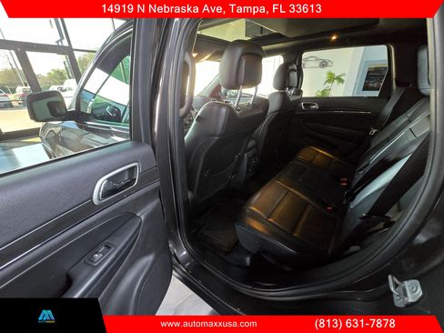 Used 2018 Jeep Grand Cherokee Limited w/ Luxury Group II image 26
