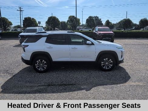 Used 2025 Chevrolet Equinox LT w/ Convenience Package II AWD/4WD image 16