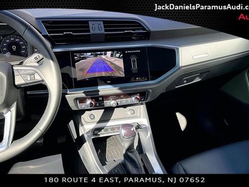 Used 2025 Audi Q3 2.0T Premium w/ Convenience Package image 6