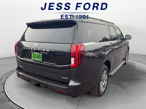Used 2025 Ford Expedition Max Active image 4