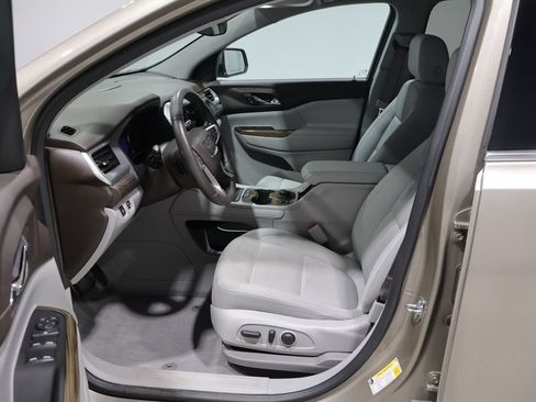 Used 2023 GMC Acadia SLE w/ Driver Convenience Package AWD/4WD image 11