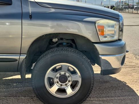 Used 2008 Dodge Ram 2500 Truck SXT w/ Popular Equipment Group AWD/4WD image 5