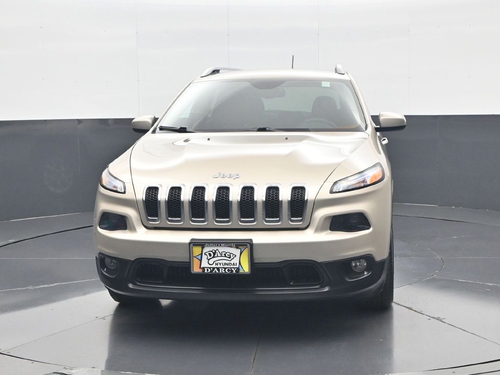 Used 2015 Jeep Cherokee Latitude w/ Comfort/Convenience Group FWD image 3