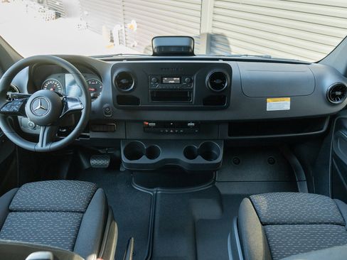New 2026 Mercedes-Benz Sprinter 2500 image 13