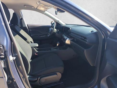 Used 2025 Hyundai Kona SEL image 17