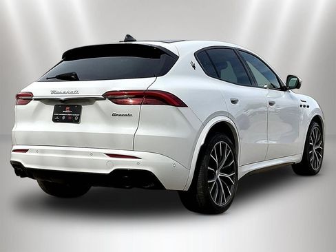 Used 2023 Maserati Grecale Modena AWD/4WD image 6