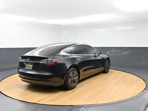 Used 2018 Tesla Model 3 Long Range RWD image 6