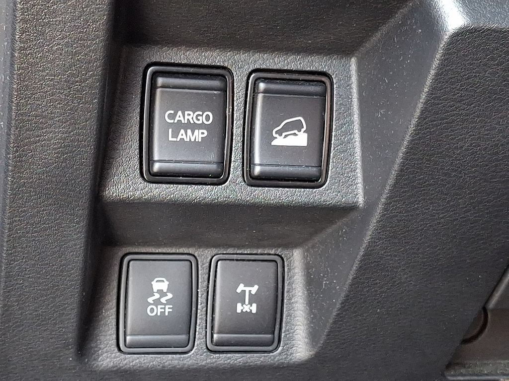Used 2022 Nissan Frontier PRO-4X w/ Off-Road Protection Package AWD/4WD image 27