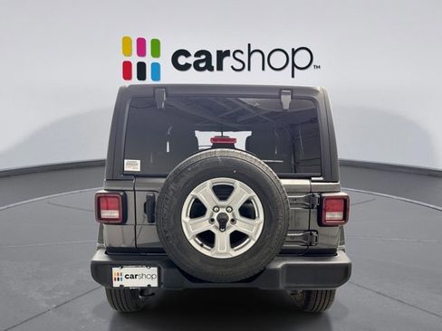 Used 2022 Jeep Wrangler Unlimited Sport AWD/4WD image 4