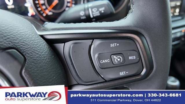 Used 2023 Jeep Gladiator Sport AWD/4WD image 25