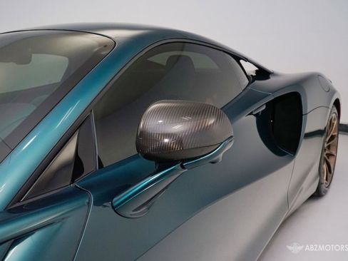 Used 2024 McLaren Artura RWD image 9