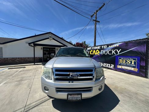 Used 2011 Ford Expedition EL XLT RWD image 10