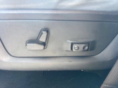 Used 2018 RAM 1500 Big Horn AWD/4WD image 24