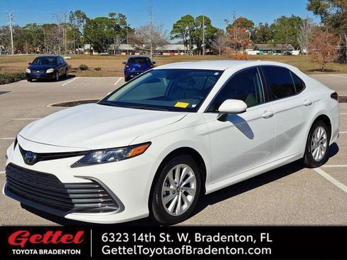 Certified 2024 Toyota Camry LE image 32