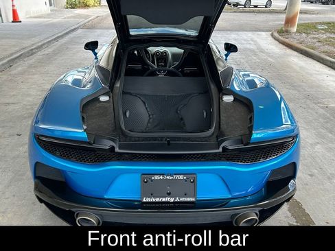 Used 2022 McLaren GT image 27