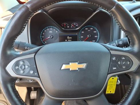 Used 2022 Chevrolet Colorado Z71 image 18