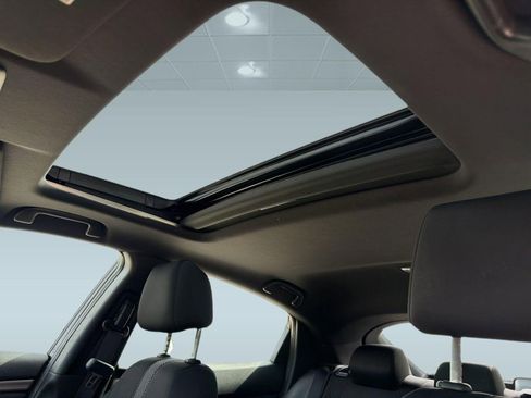 Used 2021 Honda Civic EX image 16