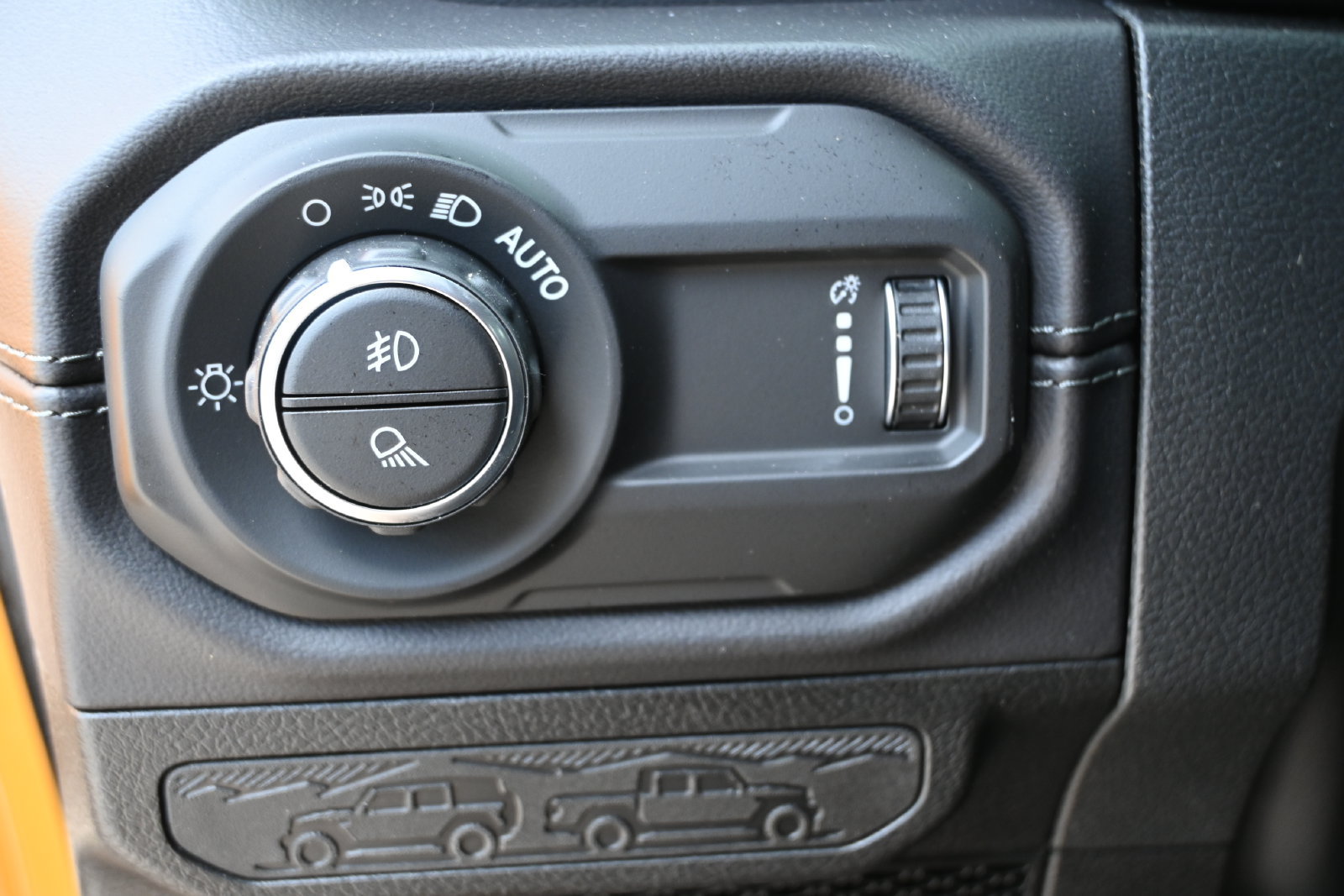 New 2026 Jeep Gladiator Sport AWD/4WD image 10