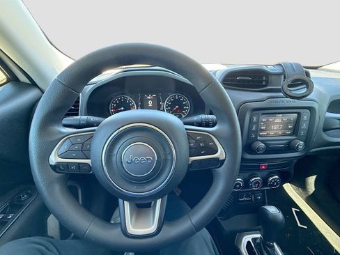 Used 2016 Jeep Renegade Sport w/ Power & Air Group FWD image 10