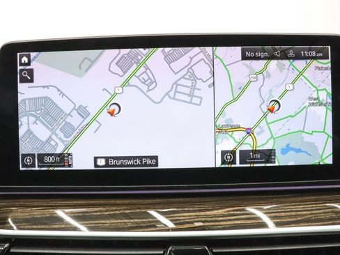 Used 2023 BMW M550i xDrive w/ Parking Assistance Package image 30