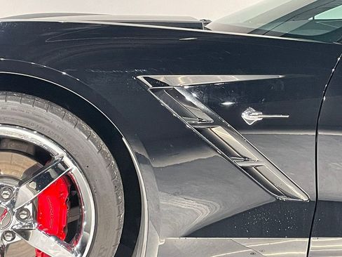 Used 2014 Chevrolet Corvette Stingray Coupe image 11