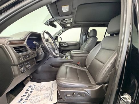 Used 2022 Chevrolet Tahoe LT w/ LT Signature Plus Package AWD/4WD image 2