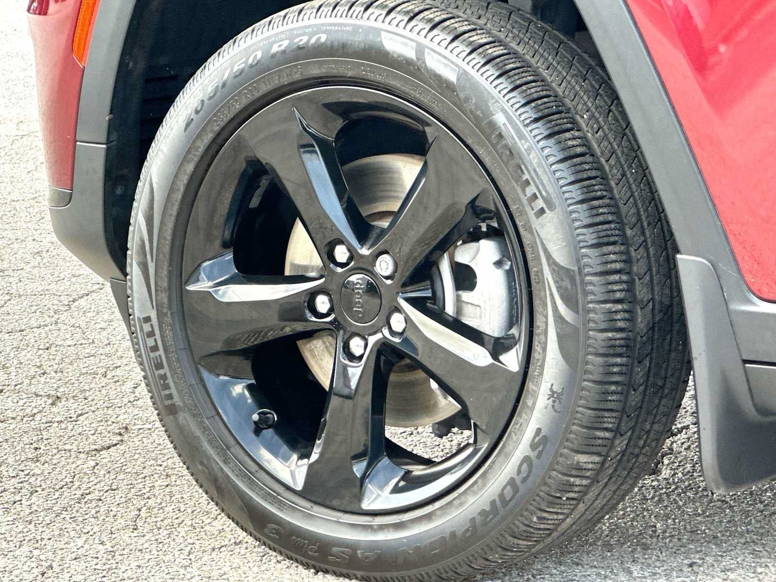 Used 2023 Jeep Grand Cherokee L Laredo AWD/4WD image 11