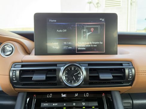 Certified 2025 Lexus IS 350 F Sport image 26