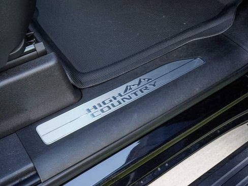 Used 2019 Chevrolet Silverado 1500 High Country w/ Technology Package image 53