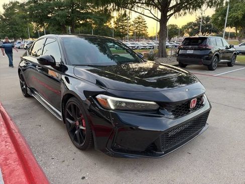 Used 2025 Honda Civic Type R image 4