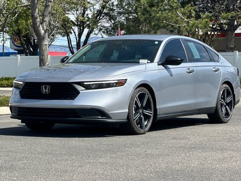 Used 2024 Honda Accord Sport image 8