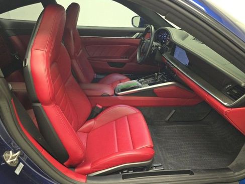 Used 2021 Porsche 911 Turbo image 6