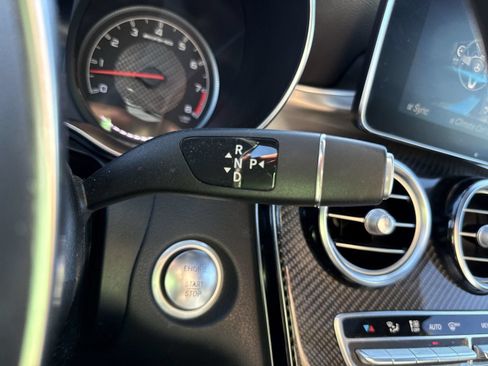 Used 2019 Mercedes-Benz GLC 63 AMG 4MATIC image 21