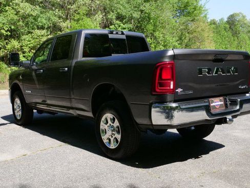 Used 2025 RAM 3500 Big Horn AWD/4WD image 19