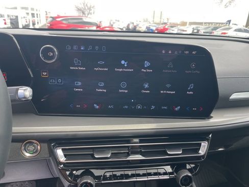 New 2026 Chevrolet Traverse LT w/ Sun and Wheel Package image 29