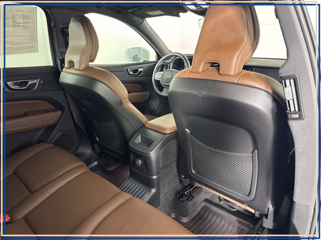 Used 2022 Volvo XC60 T8 Inscription Expression w/ Advanced Package AWD/4WD image 37